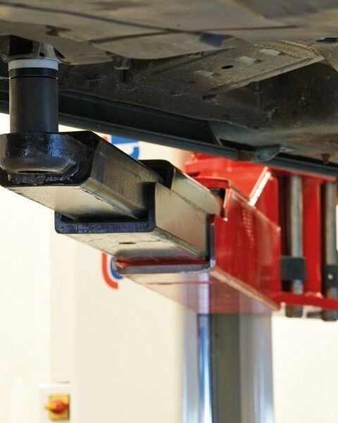 2-Post lift