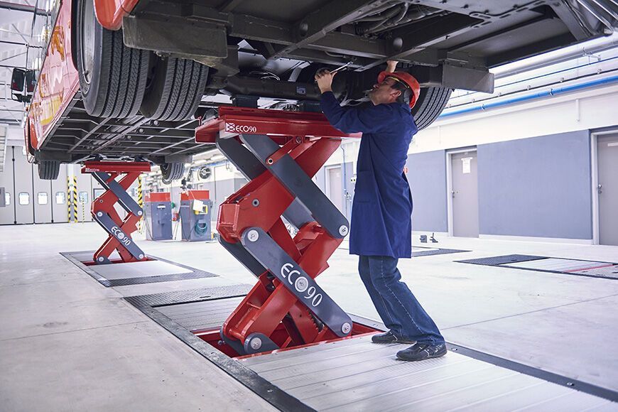 Stertil-Koni ECOLIFT in-ground heavy duty lift