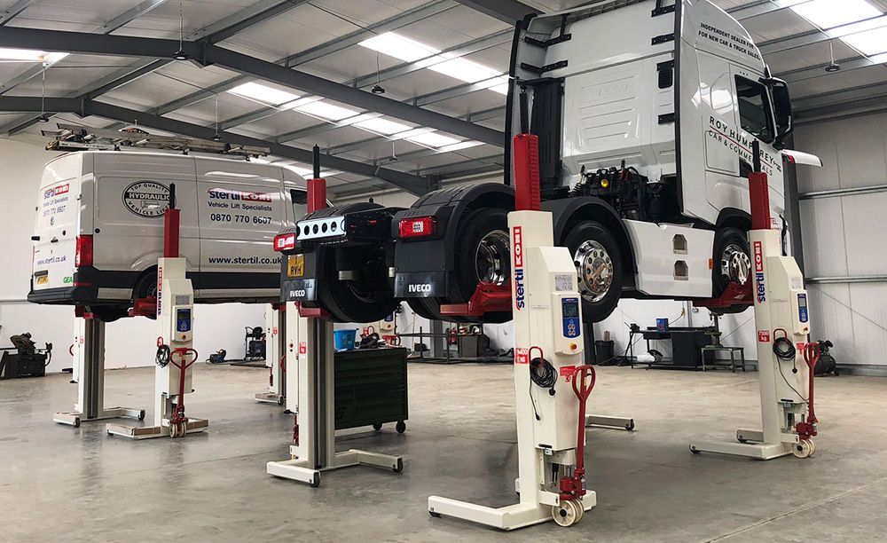 Stertil-Koni wireless mobile column lifts