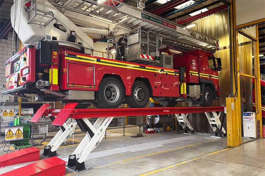 Stertil-Koni fire appliance lift