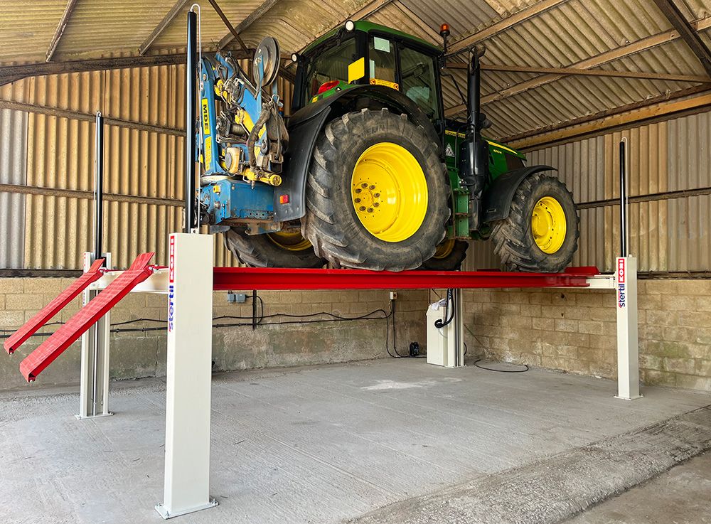 Stertil-Koni 4-Post Lift for Agricultural Equipment Maintenance